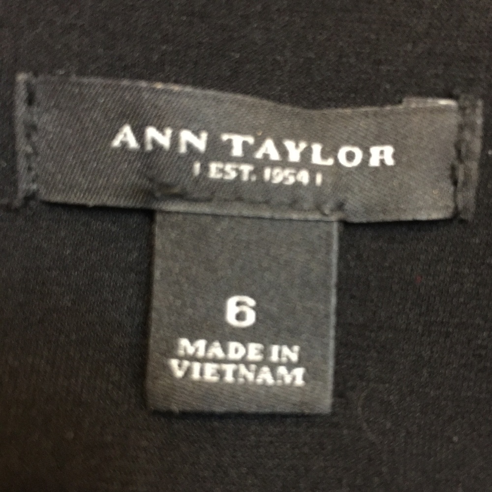 Ann Taylor Sleeveless Dress Black 6 - Picture 6 of 8